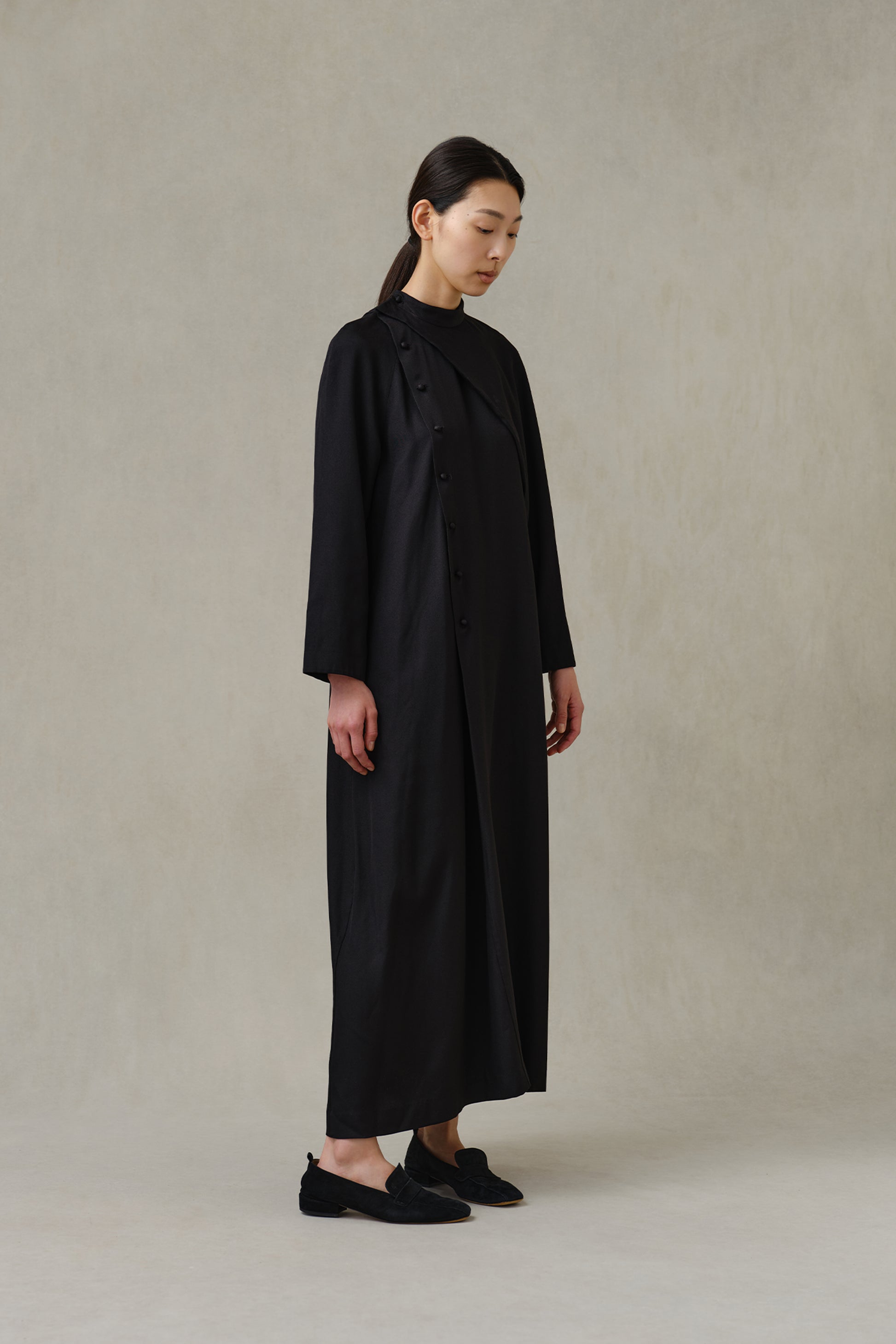 Model(171cm): M Size (Black)※丈上げ例