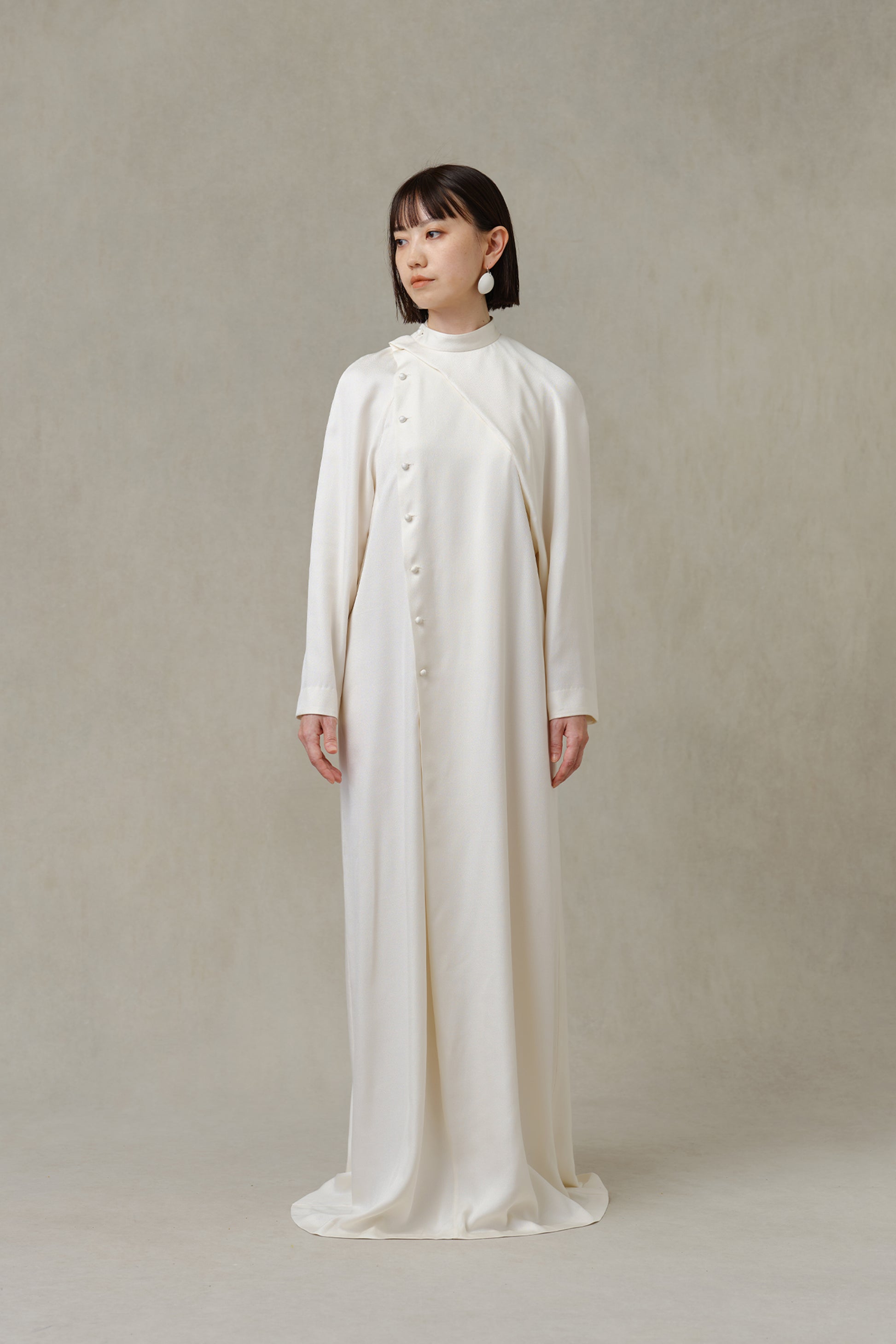 Model(157cm): SS Size (Ivory)